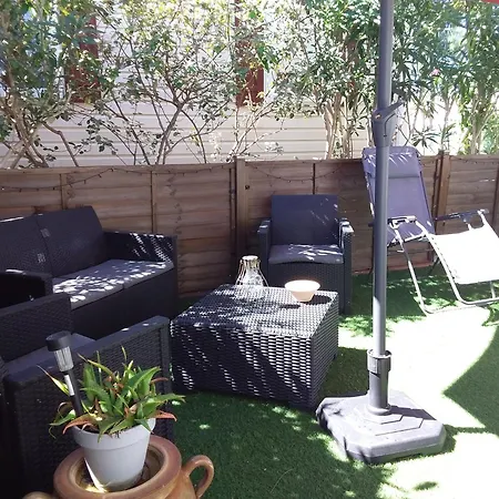 Mobil-home Grand Confort Proche De La Сasa de vacaciones Hyères